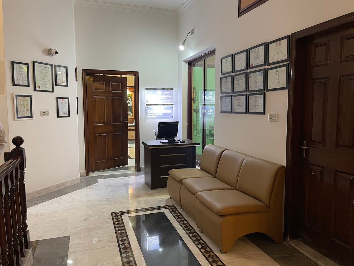 Reception and waiting area at the Muslim Town branch
